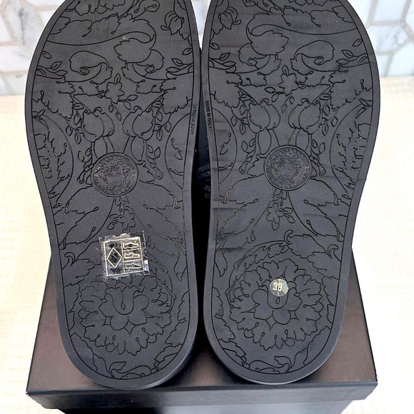 Brand New Versace Men\'s Nero-Oro Slides Gomma (EU 39) main image 10